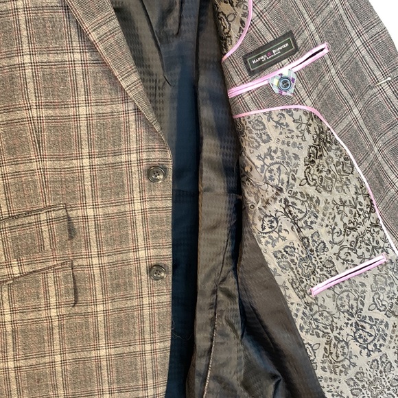 Haines & Bonner (42S) - Picture 11 of 16